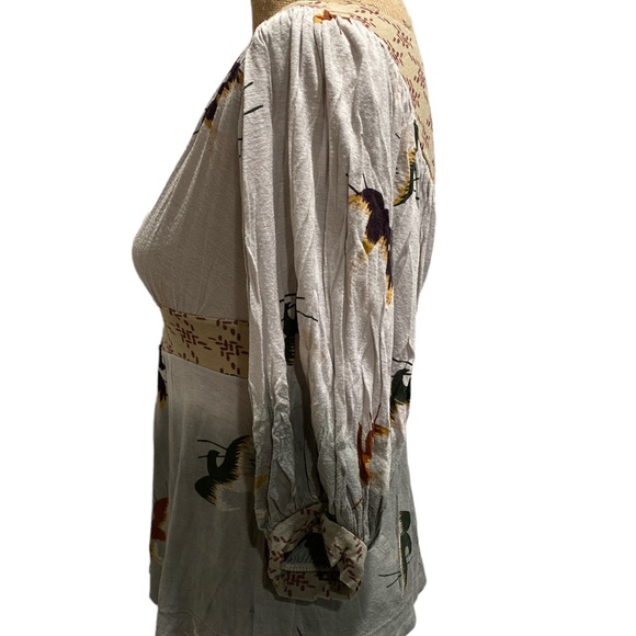 RARE language •flocks of the feather blouse • small - Picture 2 of 7